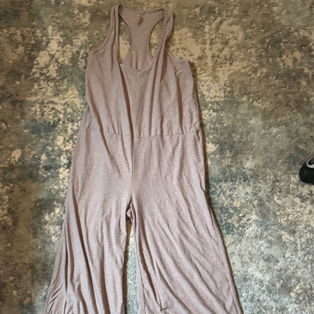 Beyond yoga Featherweight hang loose jumpsuit